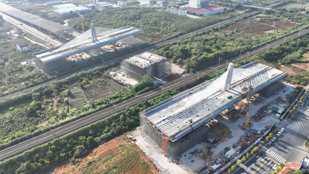 1730771663829333.jpg 1730771663829333.jpg