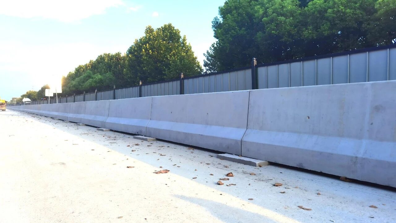 1758007051555873.jpg 1758007051555873.jpg