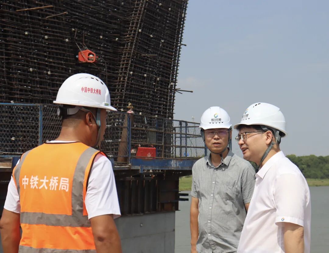 1759996504401354.jpg 1759996504401354.jpg