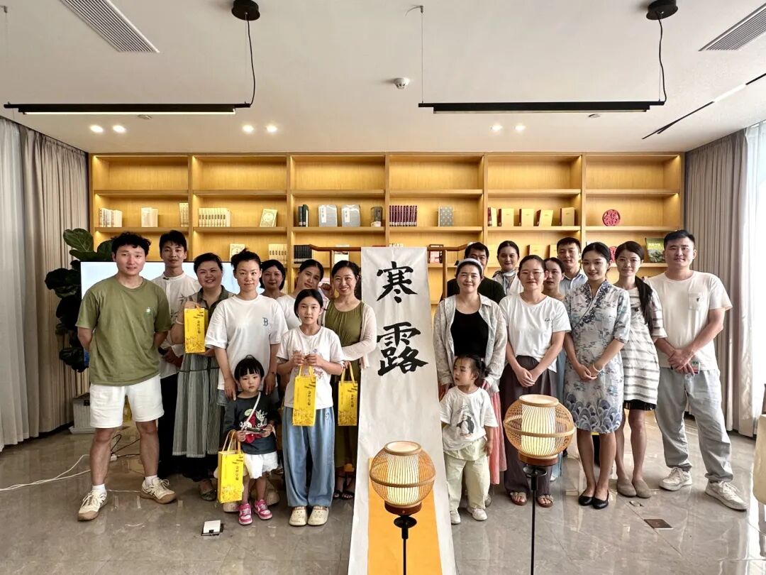 1760060748263867.jpg 1760060748263867.jpg